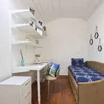 Rent a room in lisbon