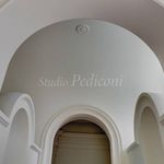 Rent 5 bedroom house of 980 m² in Rome