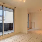 Rent 3 bedroom apartment of 70 m² in Toulon