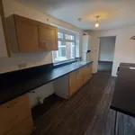 Rent 3 bedroom flat in North East England