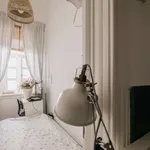 Rent a room in lisbon