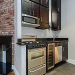 Rent 2 bedroom apartment in Manhattan