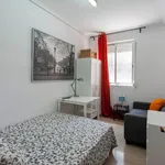 Rent 5 bedroom apartment in Valencia