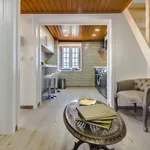 Rent 3 bedroom apartment of 50 m² in Lisbon