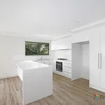 Rent 3 bedroom apartment in  Armidale NSW 2350                        