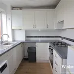 Rent 3 bedroom flat in Hertsmere