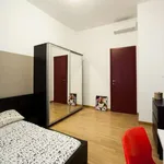 Rent a room in milan