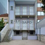 Rent 1 bedroom house of 400 m² in Porto