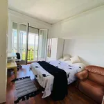 Rent a room of 160 m² in Madrid