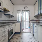 Rent a room of 120 m² in madrid