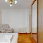 Alquilo 5 dormitorio apartamento de 98 m² en Alicante