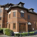 Rent 2 bedroom flat in South East England