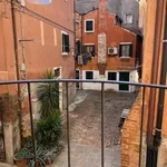 Rent 2 bedroom apartment of 60 m² in Venice