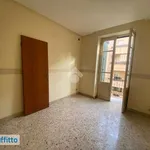 Affitto 3 camera appartamento di 86 m² in Palermo