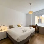 Rent 3 bedroom apartment of 95 m² in barcelona