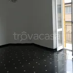 Affitto 4 camera appartamento di 125 m² in Genova