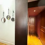 Rent 2 bedroom apartment of 50 m² in Paris