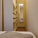 Rent 2 bedroom apartment of 44 m² in Düsseldorf