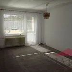 Pronajměte si 3 ložnic/e byt o rozloze 76 m² v Hrádek