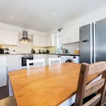 Rent 6 bedroom house in Leeds