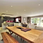 Rent 5 bedroom house in South East England