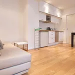 Rent 1 bedroom apartment of 30 m² in Paris 15ème