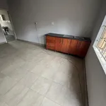 Rent 1 bedroom apartment of 50 m² in Pretoria