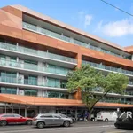 Rent 1 bedroom apartment in Prahran