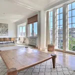 Rent 3 bedroom apartment in Ixelles