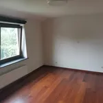 Maison de 799 m² avec 1 chambre(s) en location à Soignies