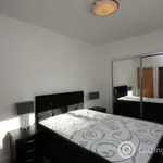 Rent 2 bedroom flat in Glasgow