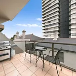 Rent 1 bedroom apartment in Melbourne