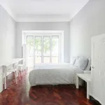 Rent a room in lisbon