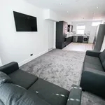 Rent 6 bedroom house in Leeds