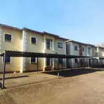 Rent 2 bedroom apartment of 92 m² in Benoni