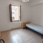 Rent 3 bedroom apartment of 95 m² in Reggio Calabria