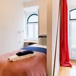 Rent 3 bedroom apartment in lisbon