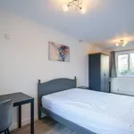 Rent 3 bedroom house in Chichester