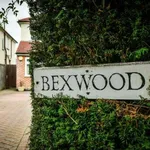 Rent 3 bedroom house in Reigate and Banstead