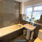 Rent 4 bedroom house in Welwyn Hatfield