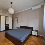 Rent 4 bedroom apartment of 135 m² in Център