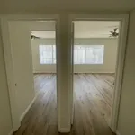 Rent 2 bedroom apartment of 116 m² in Los Angeles