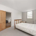 Rent 2 bedroom flat in London