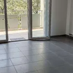 Appartement de 41 m² avec 2 chambre(s) en location à Salon-de-Provence