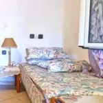 Rent 2 bedroom apartment in Lavreotiki Municipal Unit