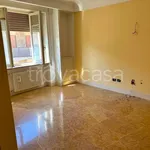 Affitto 5 camera appartamento di 130 m² in Terni