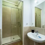 Rent a room of 136 m² in Barcelona