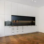 Pronajměte si 2 ložnic/e byt o rozloze 74 m² v Prague