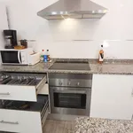 Alquilo 6 dormitorio apartamento de 100 m² en Alicante