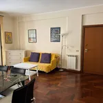 Rent 3 bedroom apartment of 100 m² in Roma